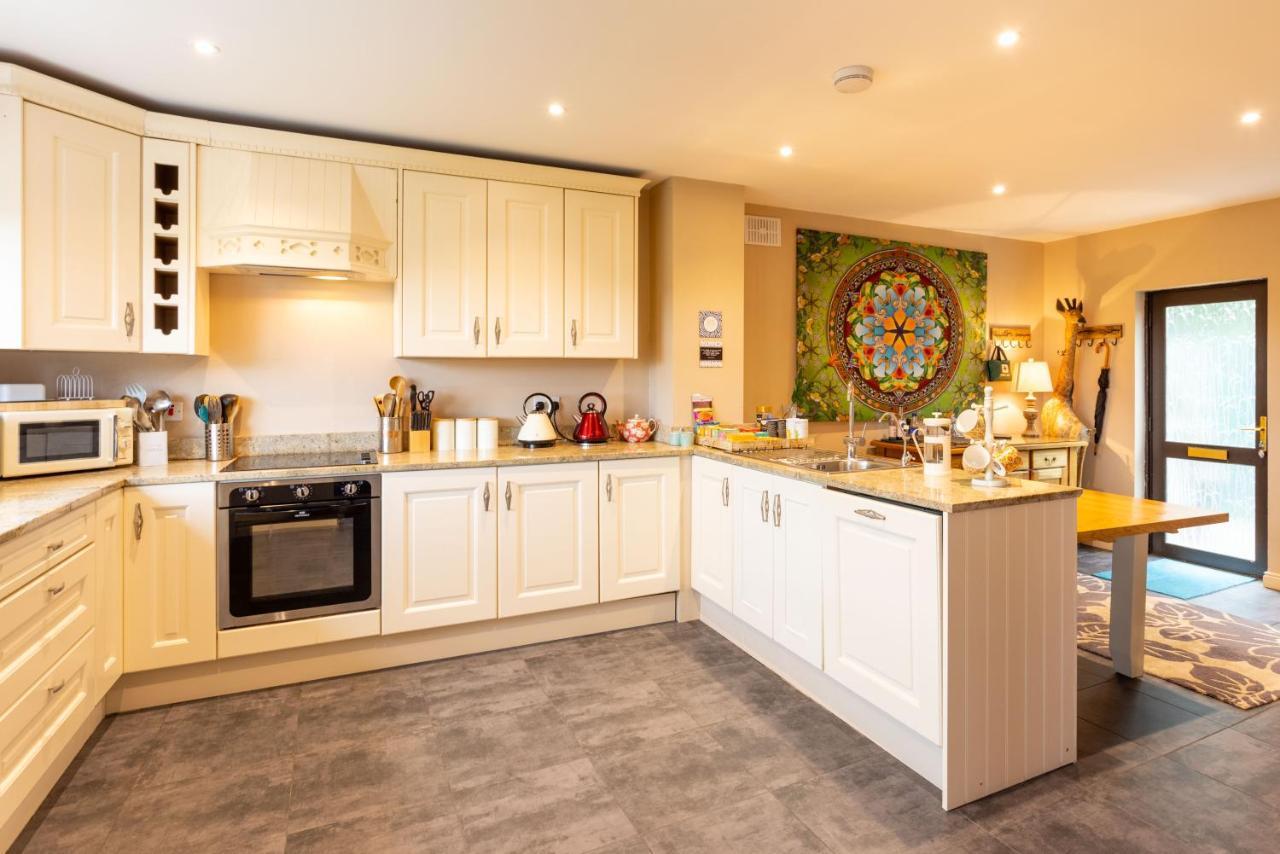 Aloha House Otel Killorglin Dış mekan fotoğraf